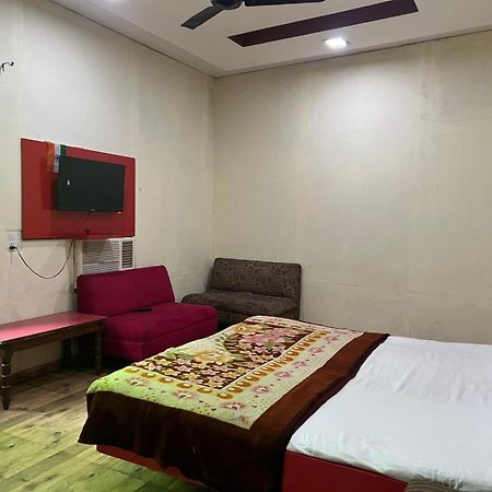Hotel Skylark Amritsar Ngoại thất bức ảnh